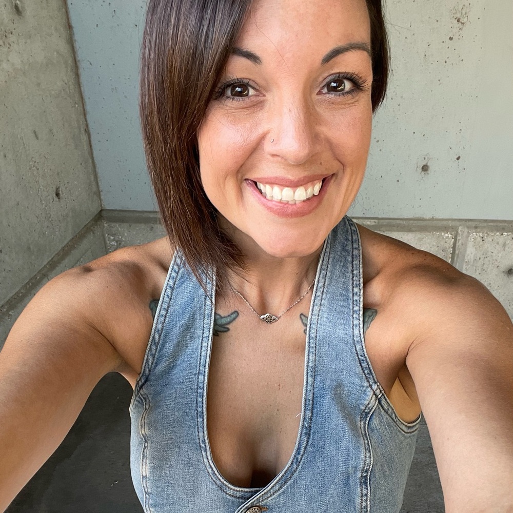 Meet your Posher, Kelli